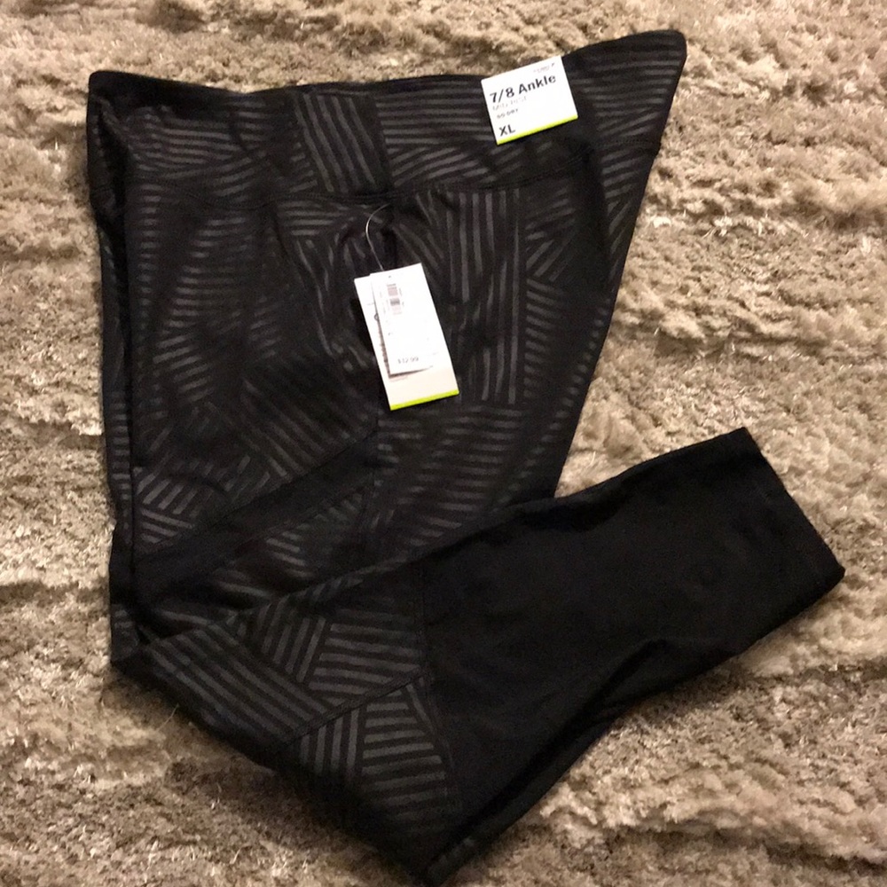 NWT Black compression stretch work out pants